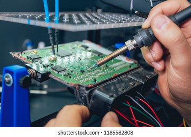 Repair Of Electronic Devices, Soldering And Circuit Board. Auto Repair Service.