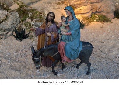 Tiny Nativity w/Donkeys. 