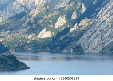 Riaño reservoir between Picos de Europa mountains