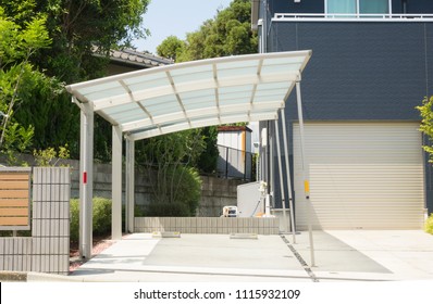 
Residential Car Port