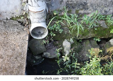 Residential Sewer Pvc Pipe - Close Up Drain Pipe