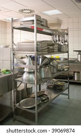 Restaurant Dishwashing Station