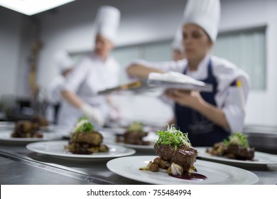 Restaurant Kitchen, Behind The Scenes, Dinner's Ready To Eat, Good Cuisine, Masterchef