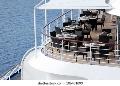 8,904 Cruise ship restaurant Images, Stock Photos & Vectors | Shutterstock