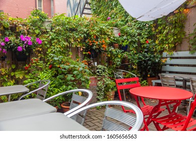 Outdoor Restaurant Seating Wine Images Stock Photos Vectors Shutterstock