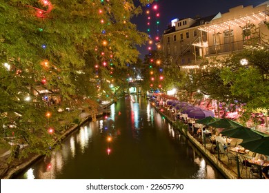 Restaurants on San Antonio riverwalk
