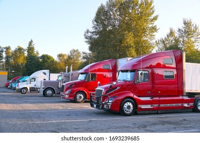 175 Parked 18 wheeler truck Images, Stock Photos & Vectors | Shutterstock