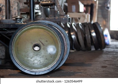 restored in the workshop of polyurethane rollers tires of the vehicle GAZ-71