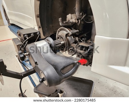 Resurface Brake Rotors brake repair car brake disc 