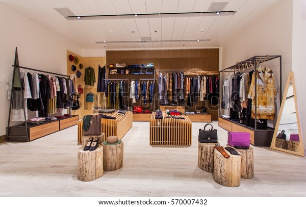 Retail clothes shop design\
interior