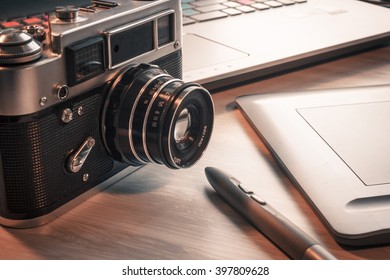 Retro camera