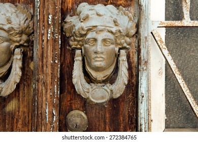 2,484 Italian door knocker Images, Stock Photos & Vectors | Shutterstock