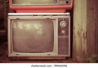 Retro Style  Old Television From  1950, 1960 And  1970s. Vintage Tone Instagram Style Filtered Photo