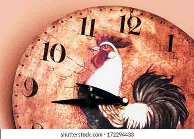 Retro Wall Clock Rooster Theme Stock Photo 172294433 Shutterstock   Retro Wall Clock Rooster Theme 260nw 172294433 