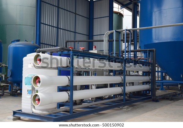 Reverse osmosis system for
water drinking plant.Reverse osmosis water purification system or
RO