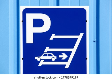 Reverse Parking Only Sign On A Wall