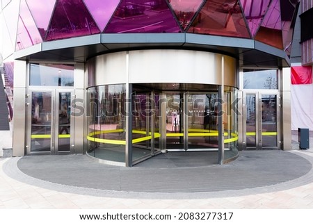 Revolving door at the entrance to the business center