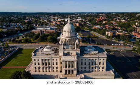 Rhode Island State House, Straight On