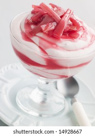 Rhubarb And Ginger Fool