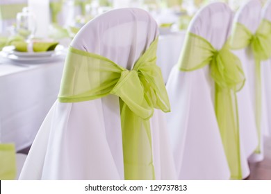 27,993 White chair covers Images, Stock Photos & Vectors | Shutterstock