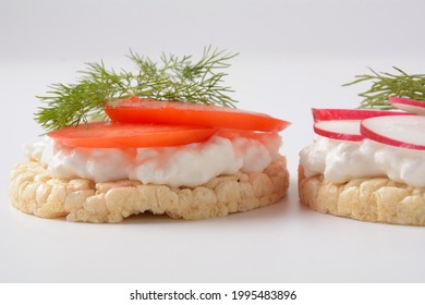 Rice Bread Crispy Bred Radish Slices, Tomatoes And Cucumber  Slices ,Cottage Cheese And Fresh Dill 