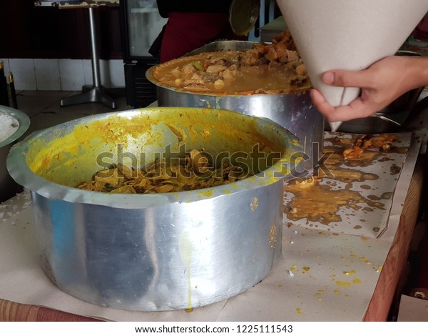 Rice Chicken Curry Gulai Nasi Kak Stock Photo Edit Now 1225111543