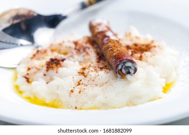 Rice Porridge With Cinnamon And Butter