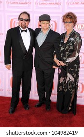 Richard Karn And Family At The 2009 TV Land Awards. Gibson Amphitheatre, Universal City, CA. 04-19-09