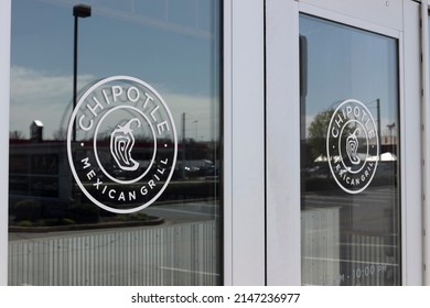 Richmond - Circa April 2022: Chipotle Mexican Grill Restaurant. Chipotle Is A Chain Of Burrito And Taco Bowl Restaurants.