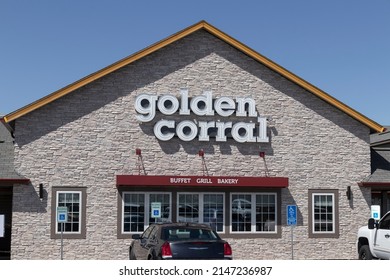 Richmond - Circa April 2022: Golden Corral Buffet And Grill. Golden Corral Serves Many Free Meals To Active Duty And Military Veterans.