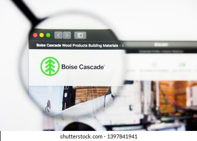 Richmond, Virginia, USA - 9 May 2019: Illustrative Editorial Of Boise Cascade Website Homepage. Boise Cascade Logo Visible On Display Screen.