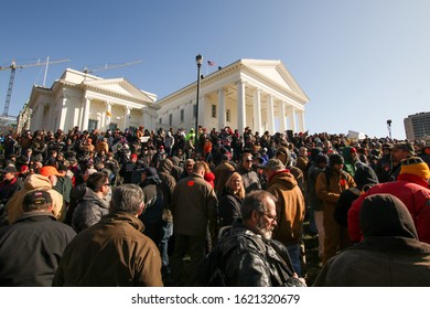 Richmond, Virginia USA / January, 20, 2020 : Pro Second Amendment Gun Rights Rally On The Grounds Of The Virginia State Capitol