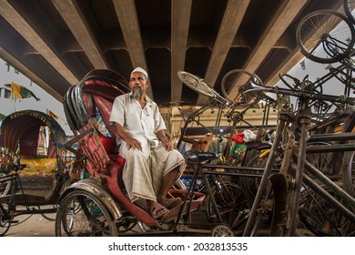 Rickshaw Puller Taking Rest. This Image Was Captured  On March-30-2021, From Dhaka, Bangladesh, South Asia