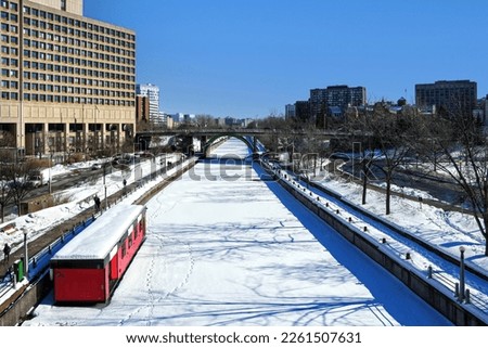 The Rideau Canal not open for skating during Winterlude festival due to mild winter. 