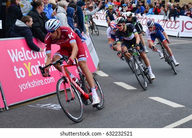 Riders Racing Through The Final 150 Meters To The Finishing Line, Tour De Yorkshire (cycling Race) Final Stage. At Fox Valley, Yorkshire, England, UK. On The 30th April 2017. 