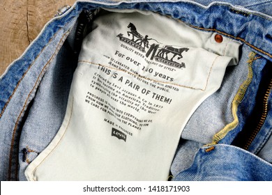 levi strauss and co stock