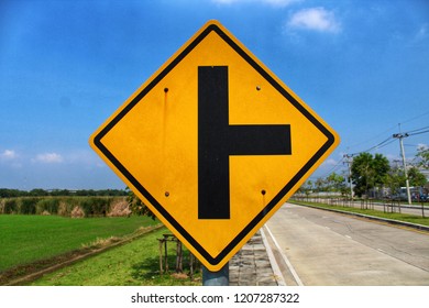 side road junction ahead sign meaning