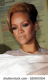 Rihanna Short Haircuts Images Stock Photos Vectors Shutterstock