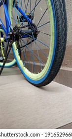 Rim, tyre and fixie bicycle image