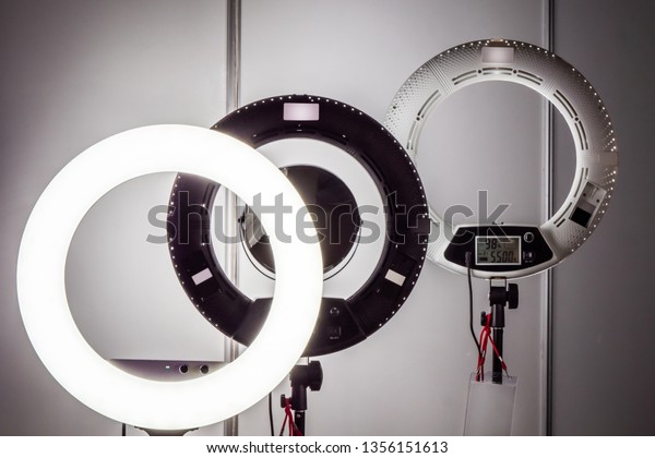 Ring
lamps. Ring lamps for makeup artists. Ring light. Professional
lighting devices. Equipment for beauty
salons.