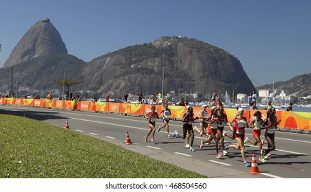 Rio De Janeiro August 14th, 2016  Kenyan's  Runner Jemima Sumgong Runs Among The Leading Pack To Conquest The Gold Medal At The 2016 Olympic Game In Front Of The Sugar Loaf Hill