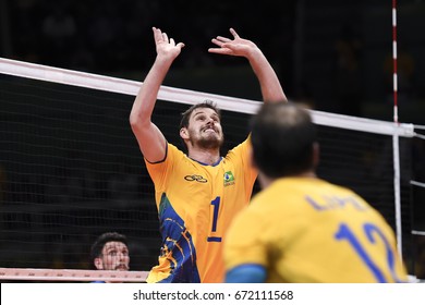 Rio De Janeiro, Brazil - August 17, 2016: Bruno Mossa REZENDE (C) (BRA) During Men's Volleyball, Match Brazil And Argentina In The Rio 2016 Olympics