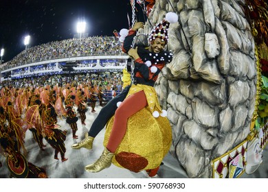 RIO DE JANEIRO, Brazil - February 25, 2017: Samba School Parade Estácio De Sá During The 2017 Carnival In Rio De Janeiro At Sambodromo (Marques De Sapucai).