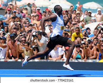 Rio de Janeiro, March 30, 2013.
Olympic runner and athlete Usain Bolt, taking part in the 150m Rapid Strike Challenge at Copacabana Beach in Rio de Janeiro, Brazil