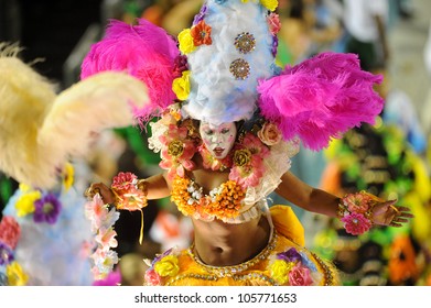 RIO DE JANEIRO, RJ /BRAZIL - MARCH 06, 2011: Samba School Parade In Sambodromo. Vila Isabel School. Street During The Great Festival On March 6, 2011 In Rio De Janeiro.