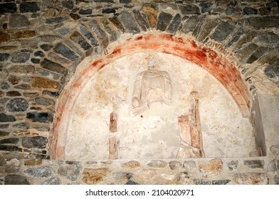 Ripoll (Girona, Spain). 04-01-2013. Paintings Of Saints Inside The Church Of The Monastery Of Santa María De Ripoll