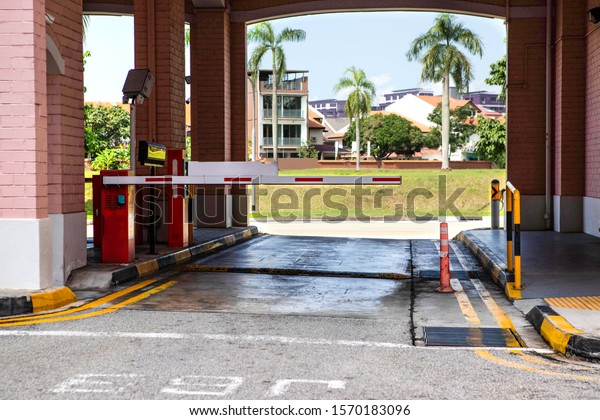 Rising Arm\
Access barrier control  a car parking\
