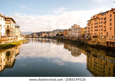 RIVER ARNO, LOCATED IN FLORENCE - VECCHIO