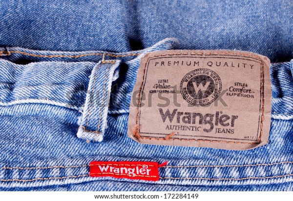 wrangler authentic jeans premium quality