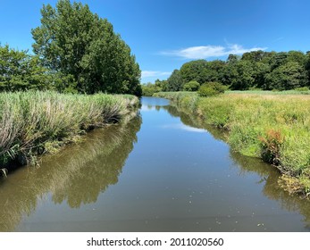 River Otter, Budleigh Salterton, Devon, England, UK.